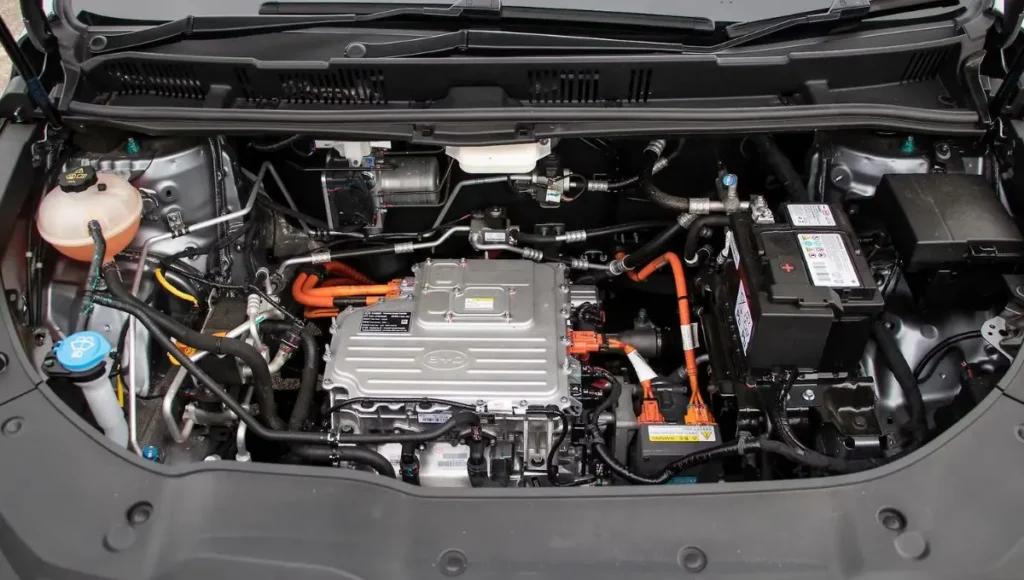 BYD eMax 7 Mottor.