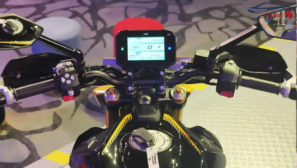 TVS Apache RTR 310 DISPLAY
